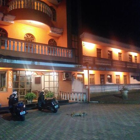 Hotel Palm Grove Cavelossim Exteriér fotografie