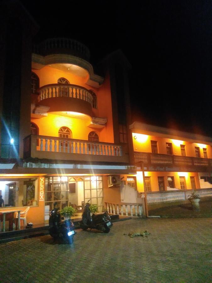 Hotel Palm Grove Cavelossim Exteriér fotografie